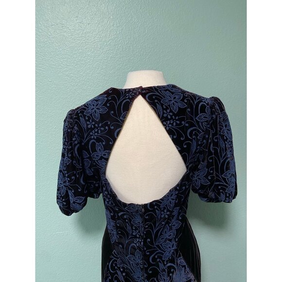 Vintage Scott McClintock Women's Blue and Purple‎ Floral Velvet Open Back Dress - Picture 4 of 12